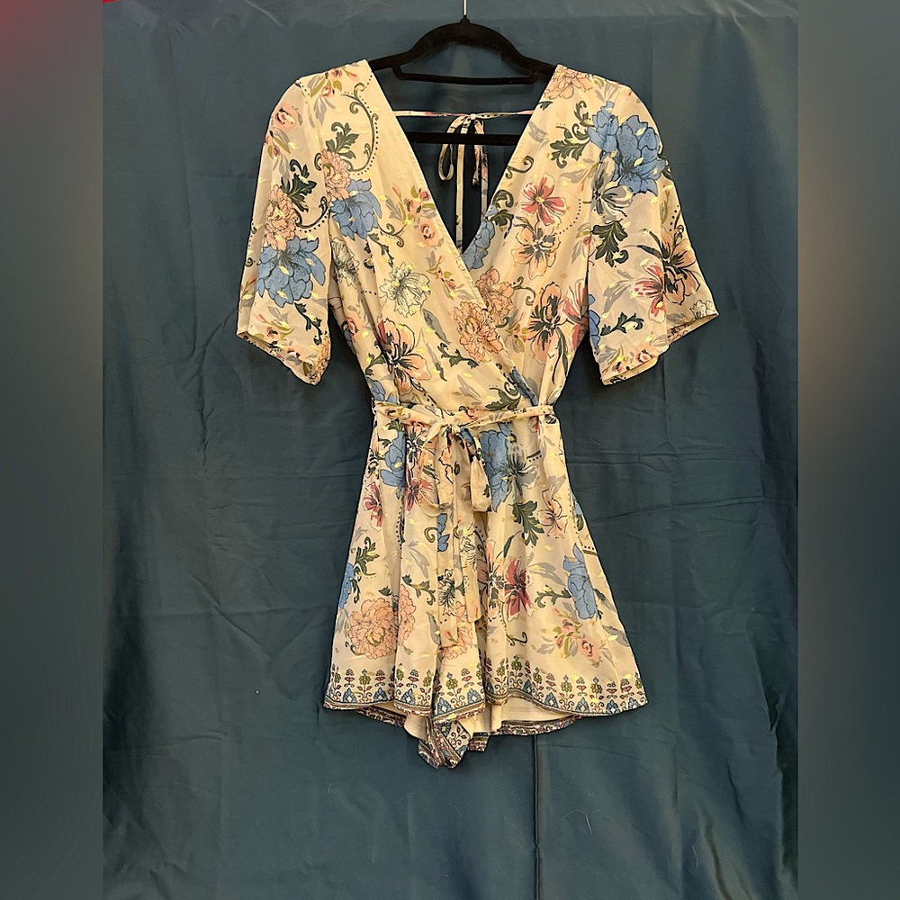 Charlotte Russe floral romper | size small